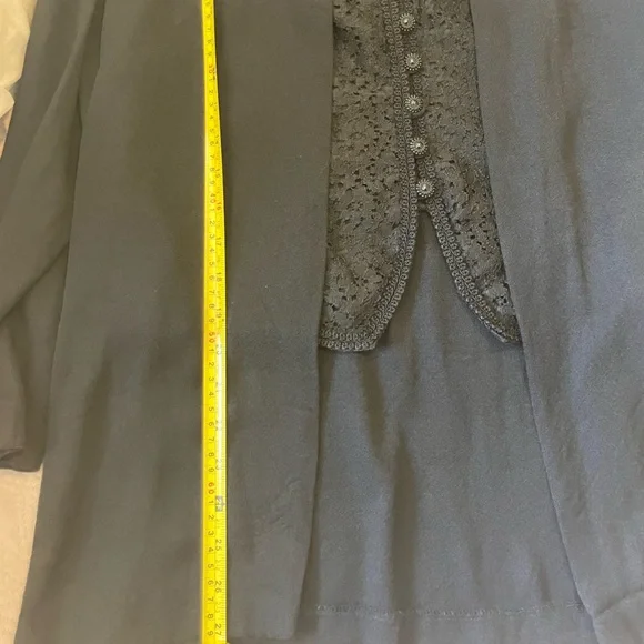 Vintage black blazer with attached lace vest - Picture 6 of 8